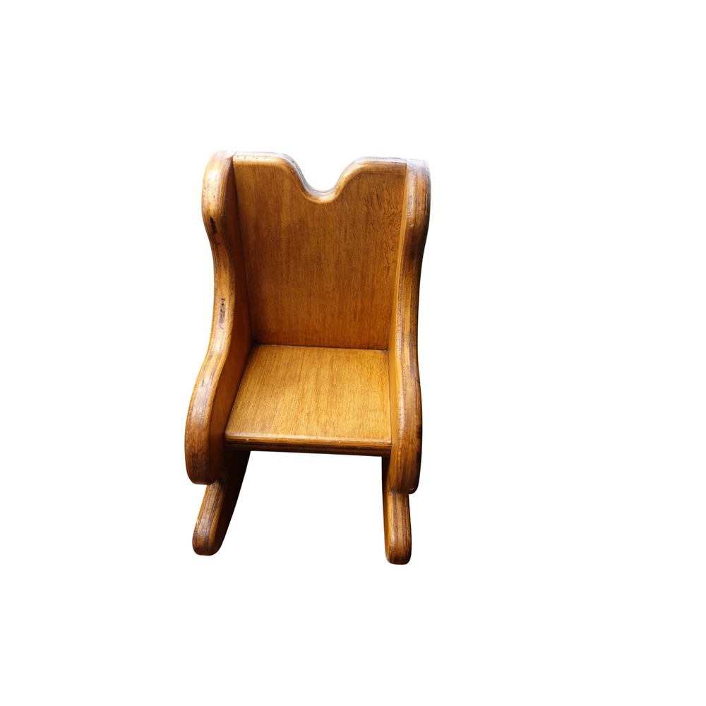 Vintage small wooden rocking chair cutout hearts planter pretend play decorative